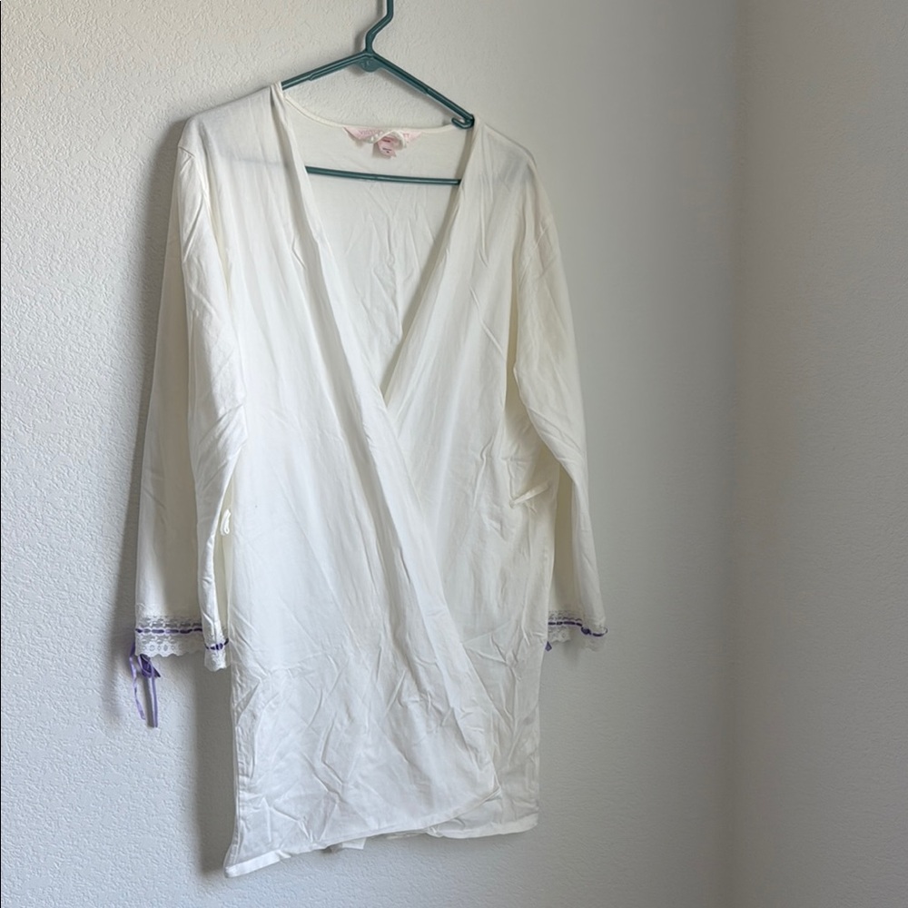Victoria's Secret White and Purple Plush Robe